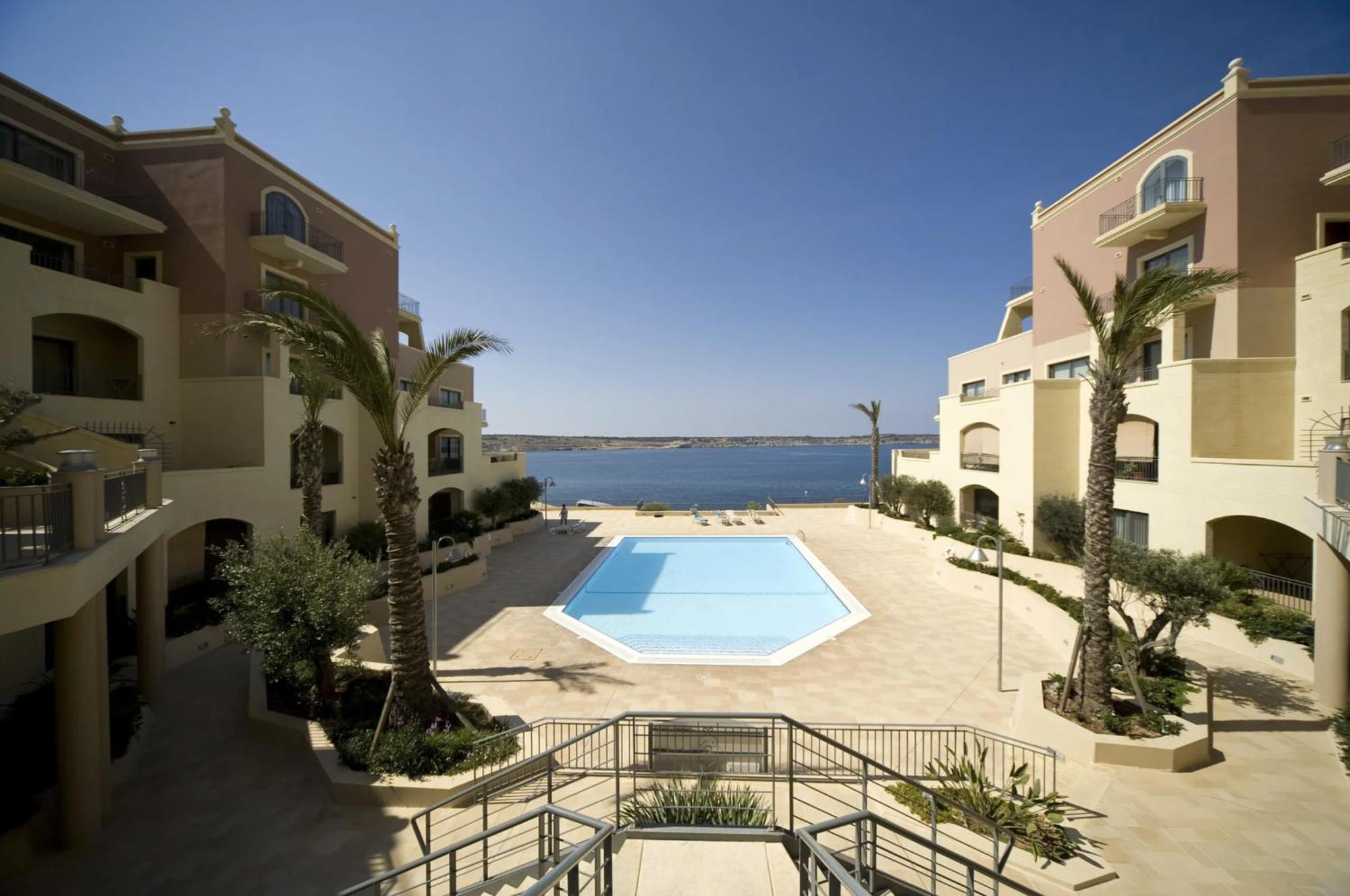Luxury Seaview & Pool-Hosted By Sweetstay メーリッハ エクステリア 写真